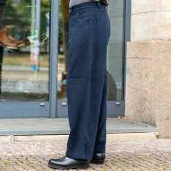 About Companions Hosen></noscript>Carlo Trousers Eco Flannel Striped Navy