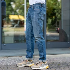 Edwin Hosen></noscript>Regular Tapered Kurabo Red Selvedge 14oz Blue Mid Dark Used