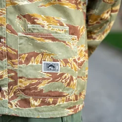 The Quartermaster Jacken></noscript>Work Jacket HBT Camouflage